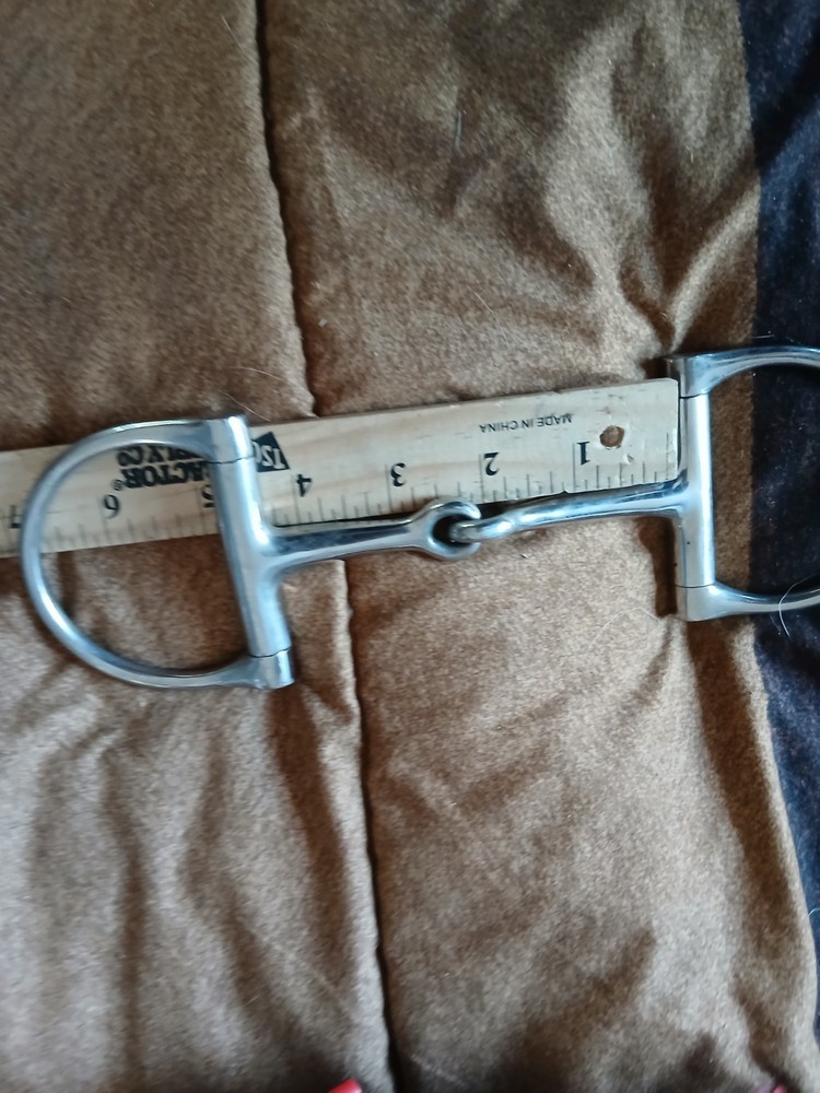 D RING SNAFFLE BIT