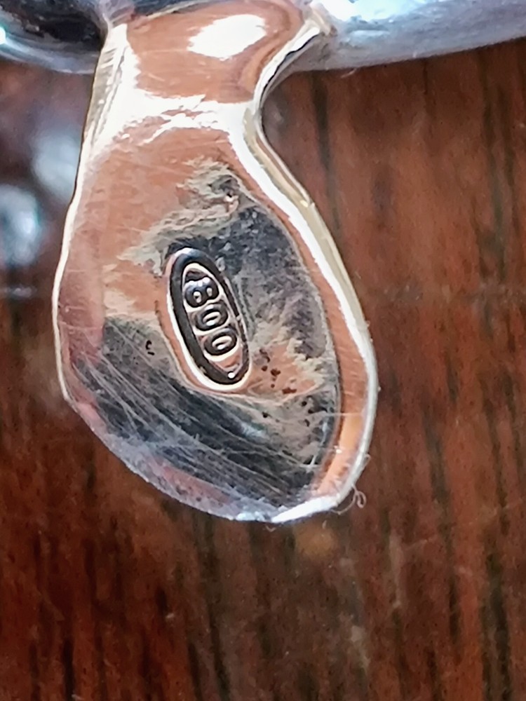 800 silver miniature Shark with lid, very bad!