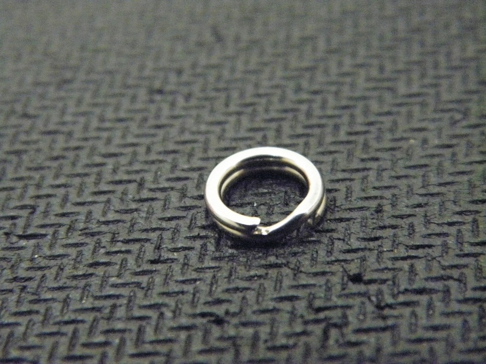 wLure 50 Stainless Split Rings UPRB