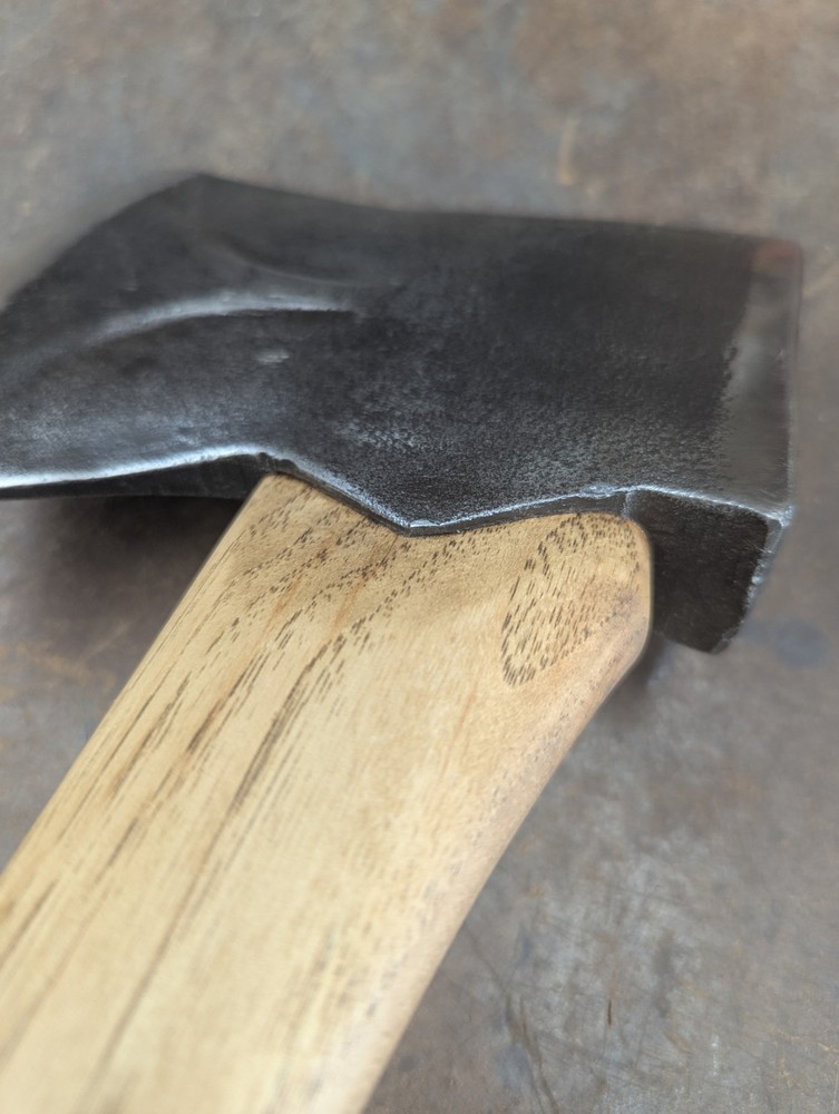 Belknap Bluegrass Phantom Bevel Jersey Pattern Axe 3.5lb Head On Hickory Handle