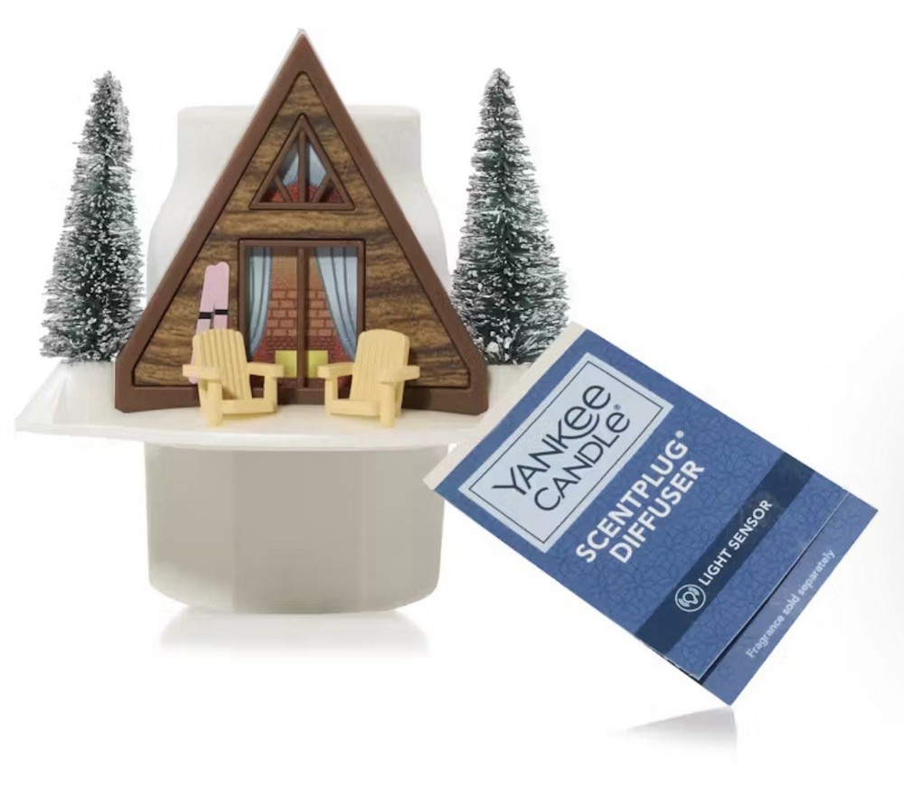 NWT Yankee Candle A-Frame ScentPlug® Diffuser w/ Light Sensor, Holiday