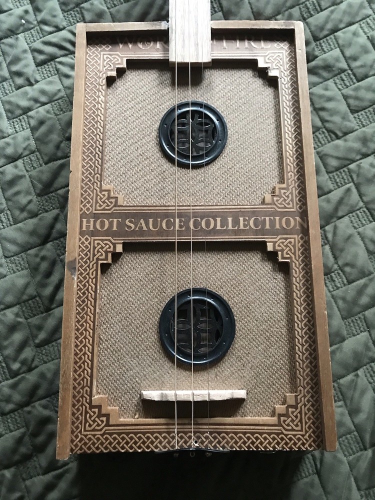3 String Fretless Box Guitar