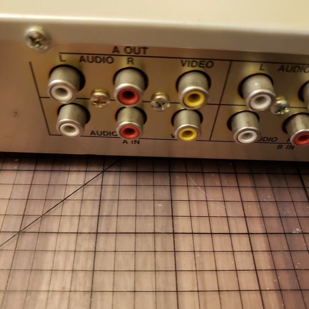 Archer 15-1274 Video Special Effects Switcher Analog POWERS ON, UNTESTED