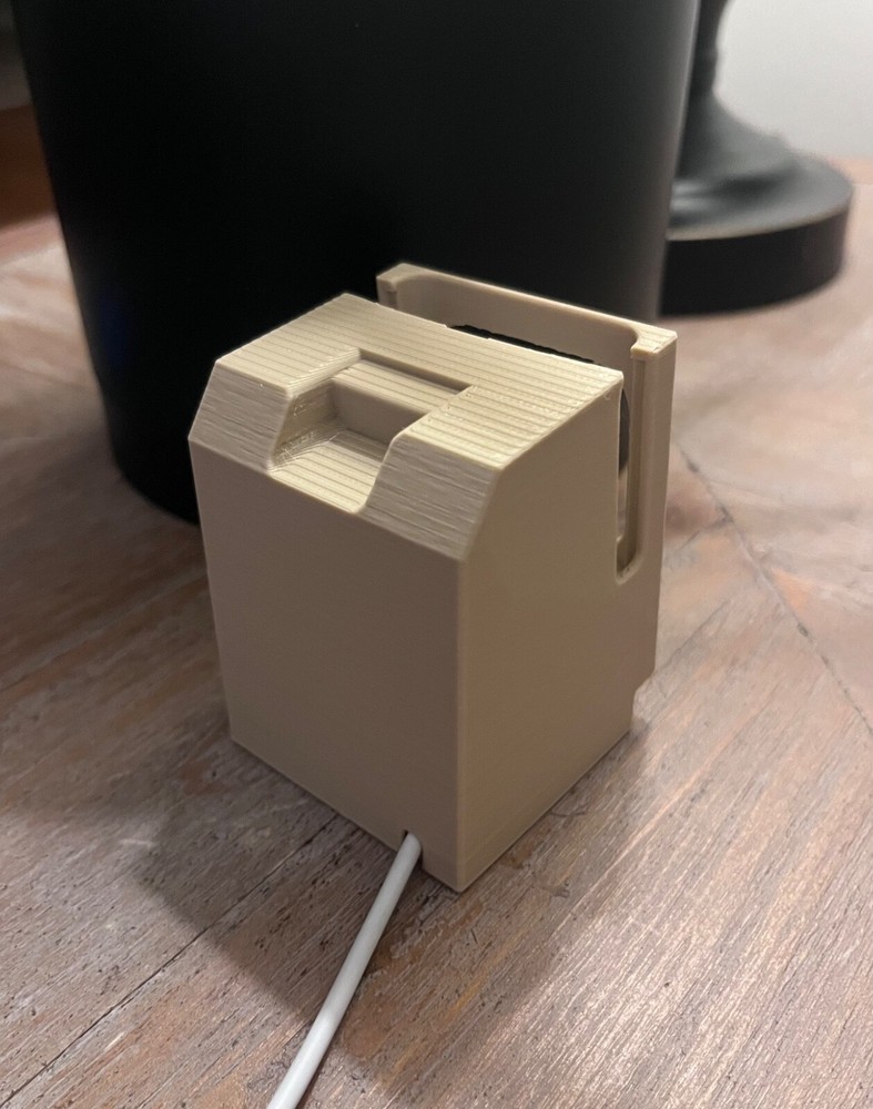 Apple Watch Charging Dock - Retro Mac Computer Design