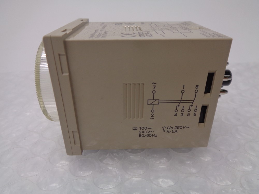 OMRON H3CR-A8 TIMER NSMP