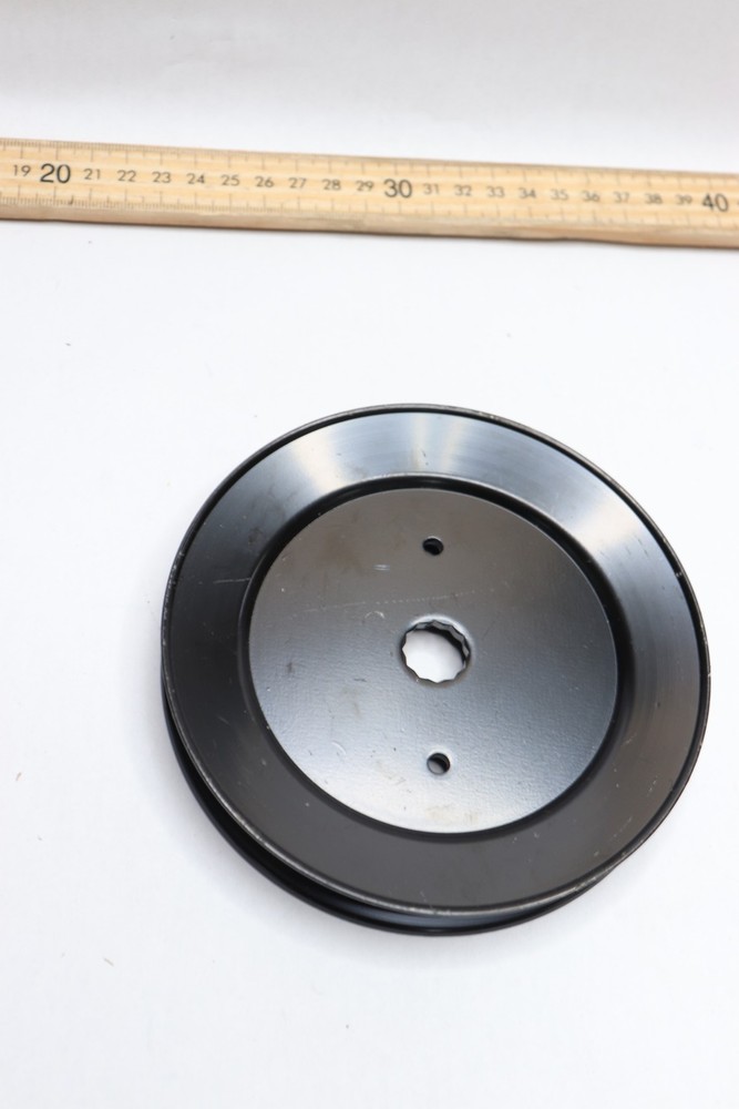 Pulley Black 5 x 7/8-1/2"