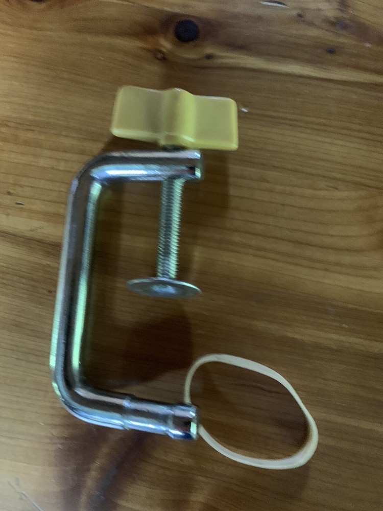 BOND AMERICA ULTIMATE SWEATER MACHINE