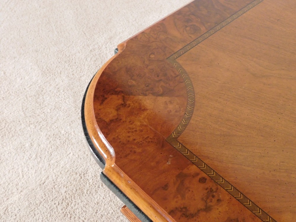 HENREDON Grand Provenance Dining Table