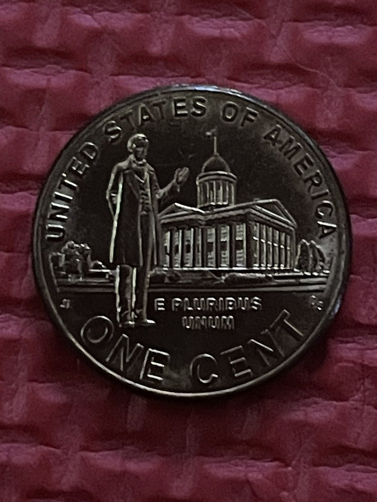 2009 Lincoln Memorial Cent w/ NO MINT MARK, Great Condition