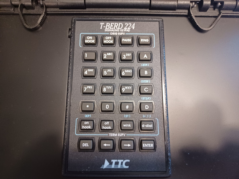 TTC T-BERD 224 PCM Analyzer / Multiple Options / Manual / Quick Cards