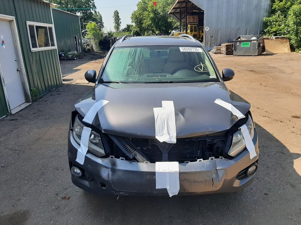 TIGUAN 2013 Headrest 1014245