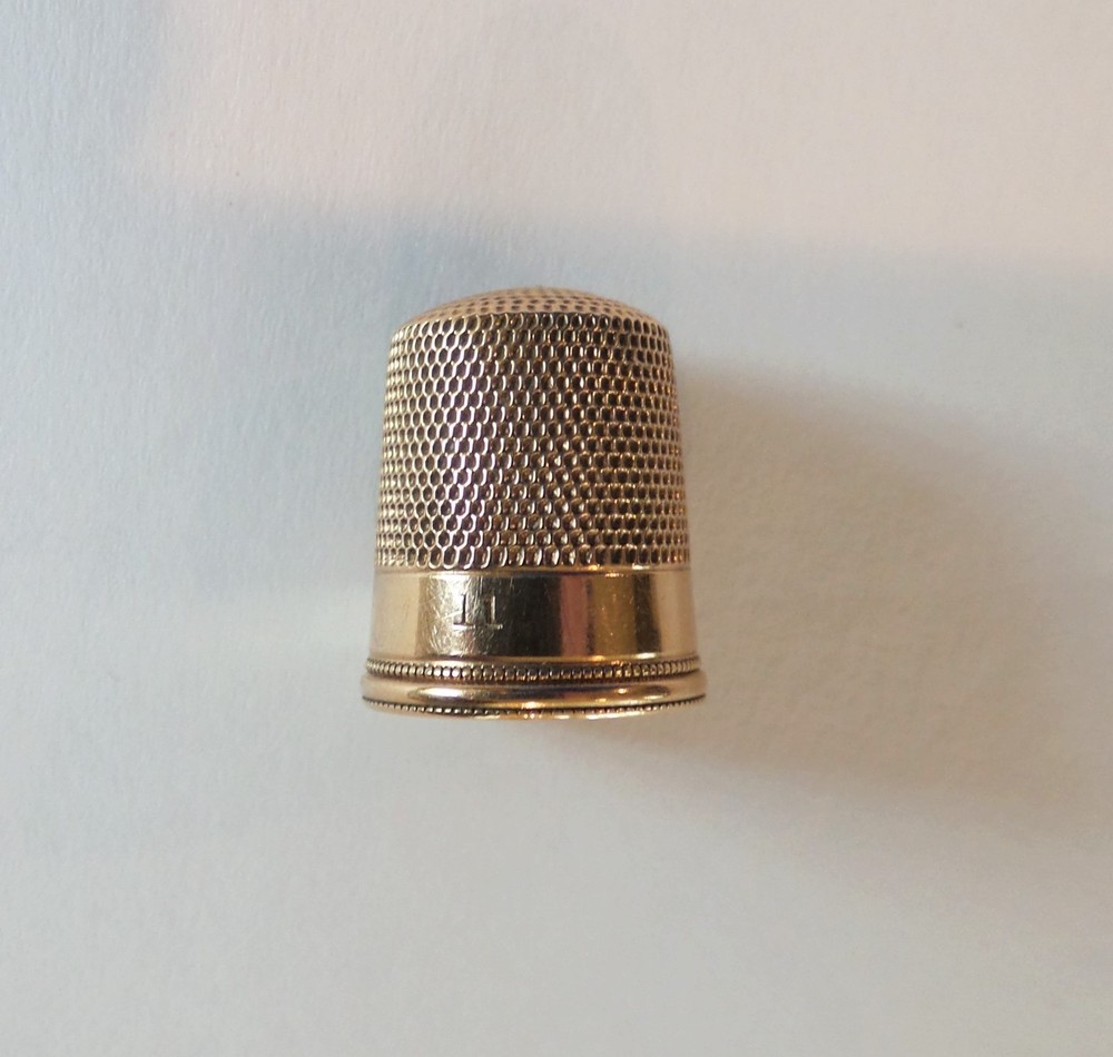 Estate 14 K Solid Gold Thimble, Simmons, Monogram