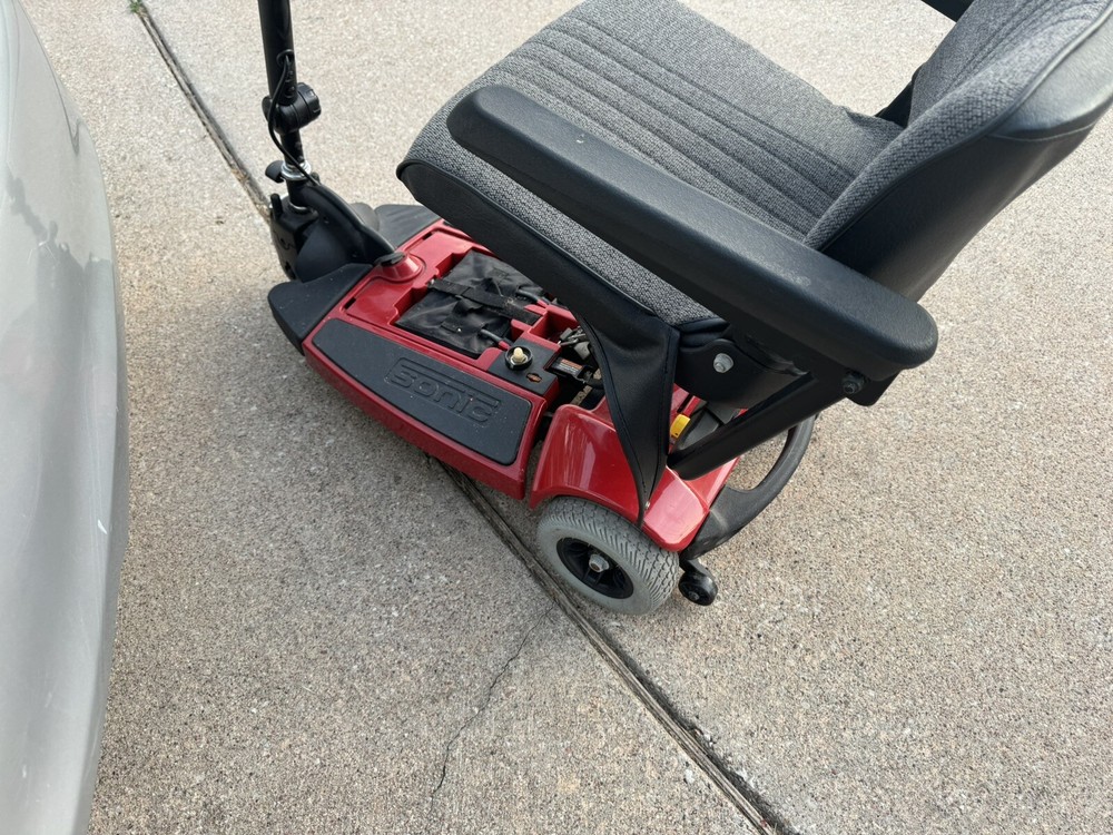 pride sonic scooter