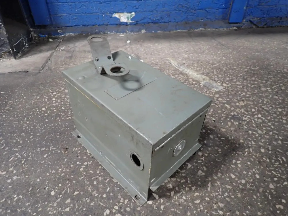 BUS PLUG  08250880596