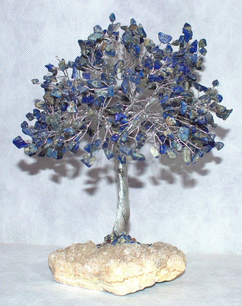 Beautiful Lapis Lazuli Gem Tree w/500 Gemstones