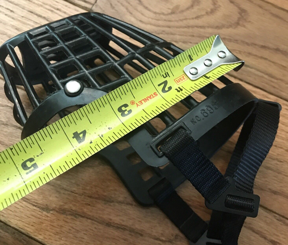 Dog Muzzle Black Medium Snout NO. 695 Made in Taiwan Bite/ Control / Walking