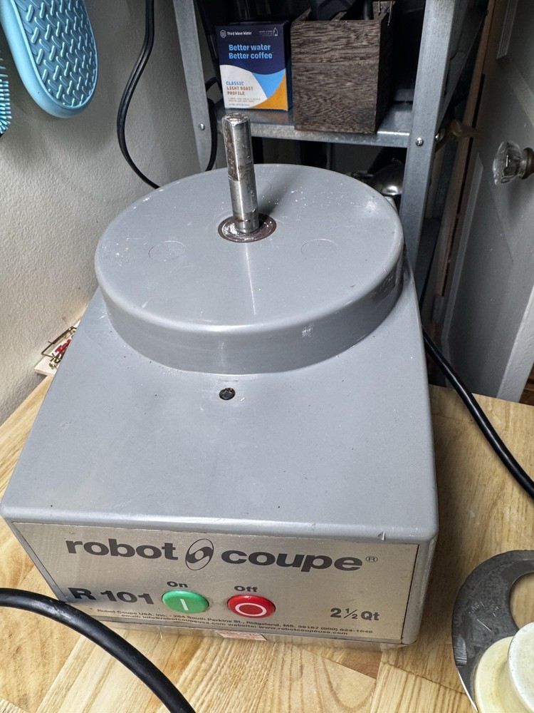 Robot Coupe R101 Plus. Tested and Working