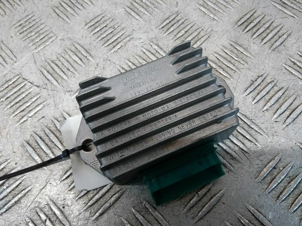 2005 GILERA DNA RECTIFIER REGULATOR