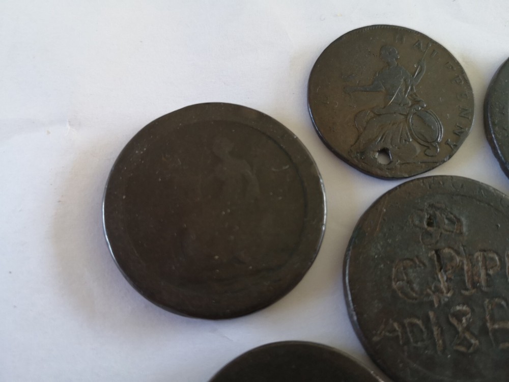 Great Britian Old Penny and Half Penny Bundle