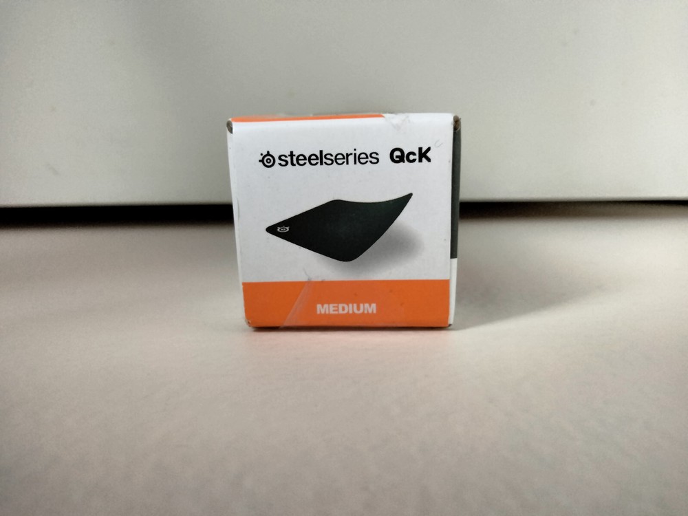 Performance Mousepad, Micro-Woven + Non-Slip, steelseries QcK model, Medium Size