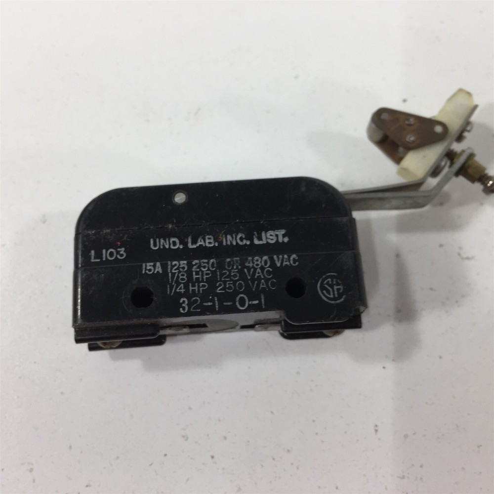 (1) Honeywell YZ-RM1 Microswitch