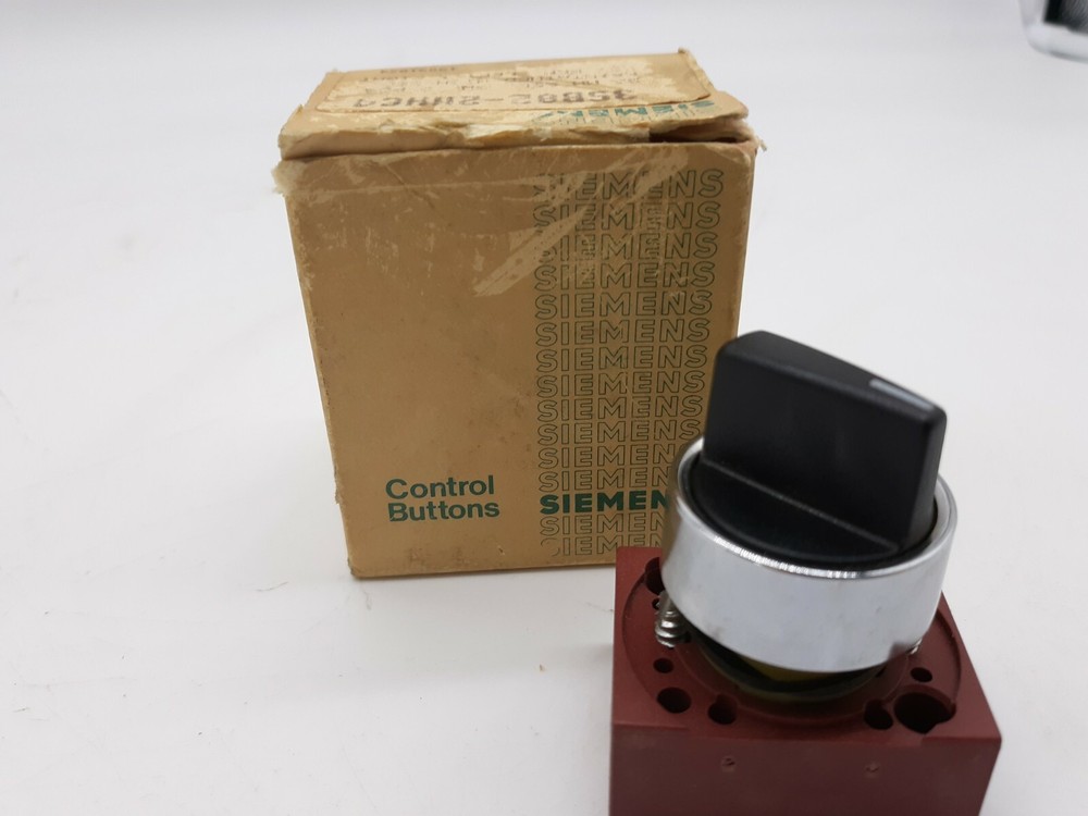 Siemens 3SB02-2MHC4 Control Switch