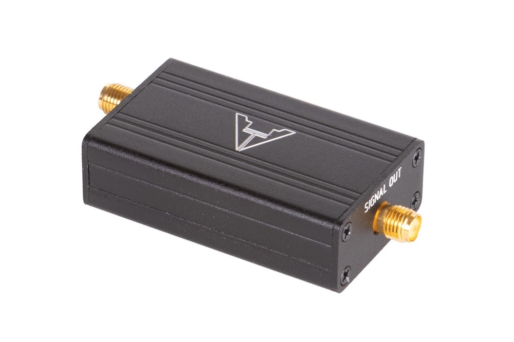 Voltative PG-2 fast edge rise time pulse generator: 30 ps (10-90%)