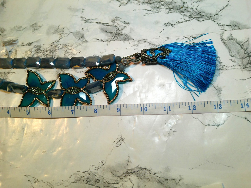 Two Toned Blue statement necklace (420)