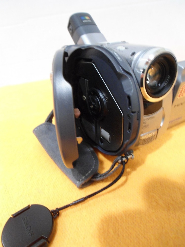Sony Handycam Model DCR-DVD301 Mini Camcorder