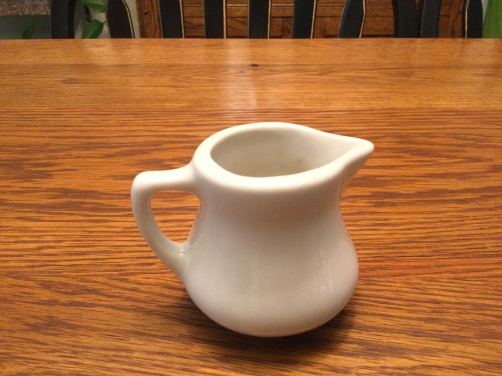Joe Camel 2 5/8 inch Small Creamer