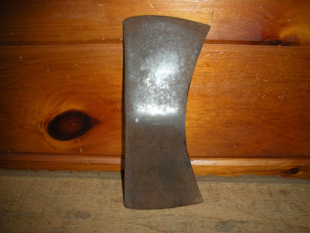 Vintage Unbranded Double Bit Axe Head / Stamped 3 1/2