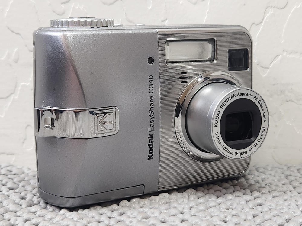 Kodak EasyShare C340 5.0MP Digital Camera - Silver Bundle Good Condition Tested