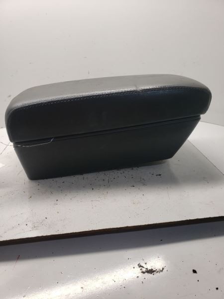 PATHFINDR 2003 Armrest OEM