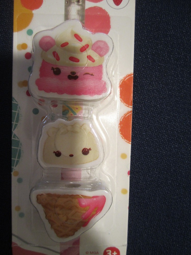 Num Noms Stackable Strawberry Scented Erasers - New