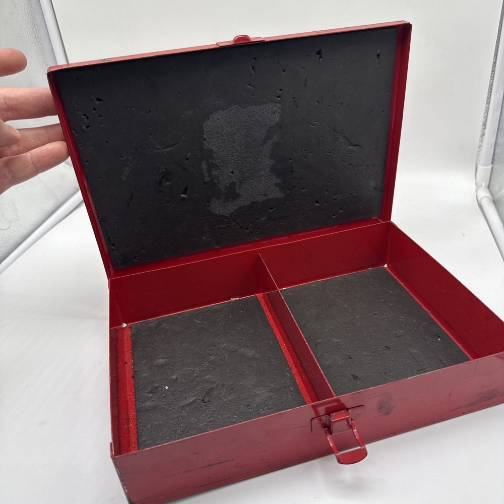 Vintage Mac Tools Red Metal ToolBox Hinged Lid Rectangular VTG (Read)