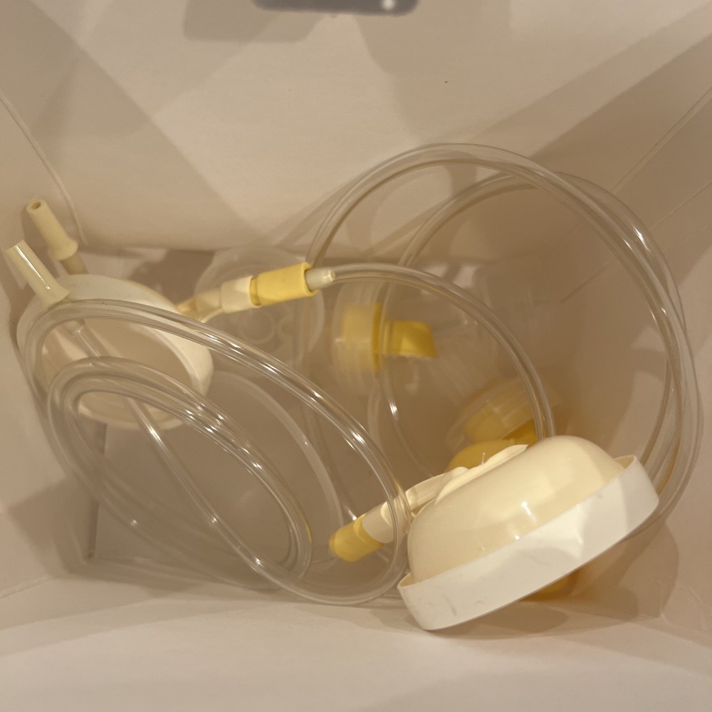 Medela Symphony Double Breast Pumping Kit Read Description-no Bottles