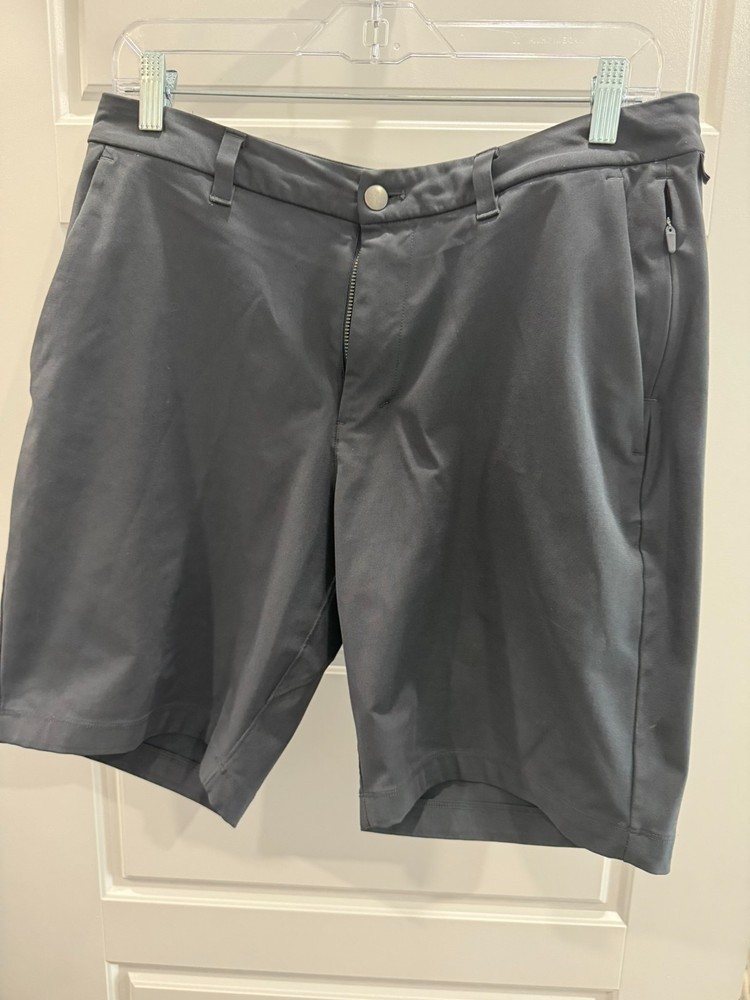 Lululemon Commission Shorts Size 32 Tan