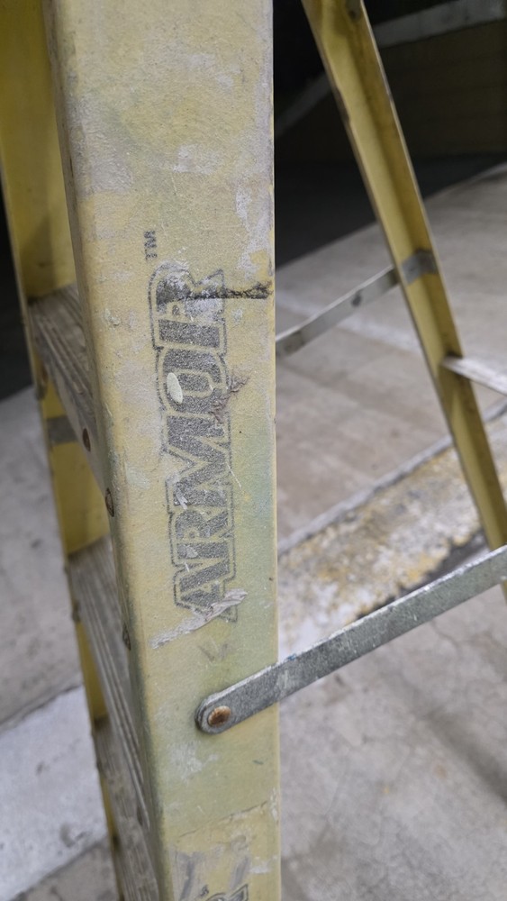 ARMOR 6ft Folding Step Ladder 250lb Capacity Yellow