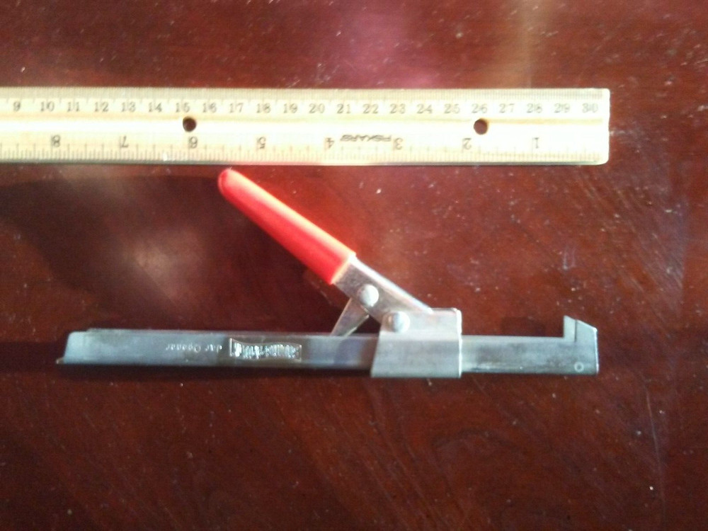 Swing-A-Way jar opener