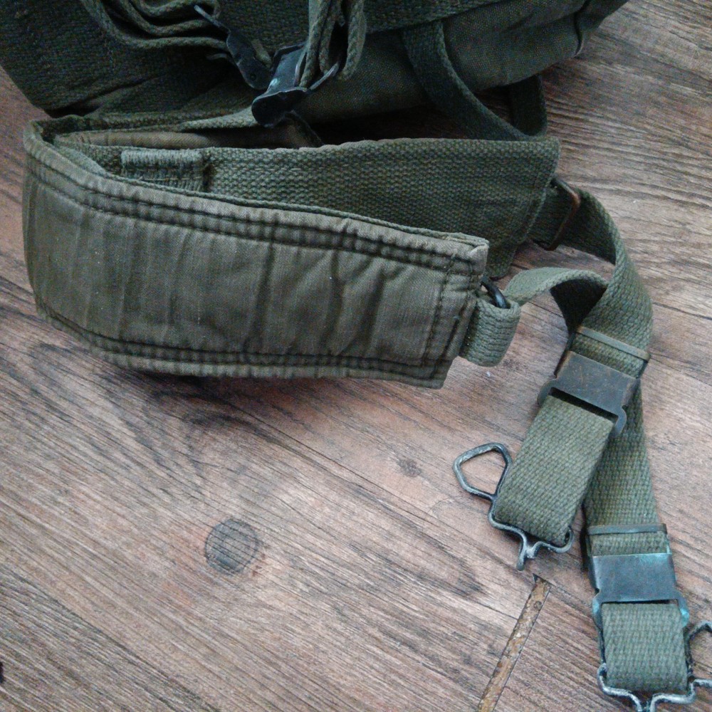 Vietnam US Military Canvas Field Pack Butt Pack With Straps