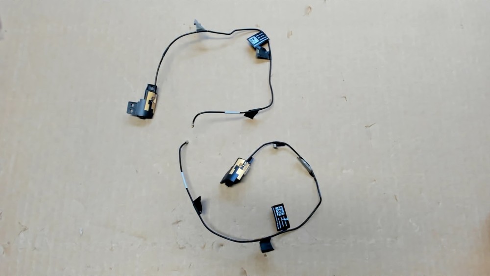 Alienware m15 R7 LEFT AND RIGHT ANTENNAS