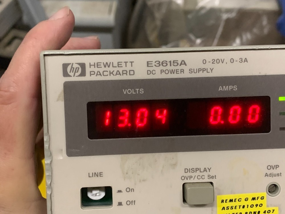 HP E3615A DC Power Supply - TESTED