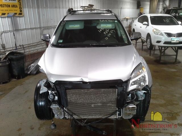 2011 Chevy Equinox Driver Front Headrest Only Black Leather