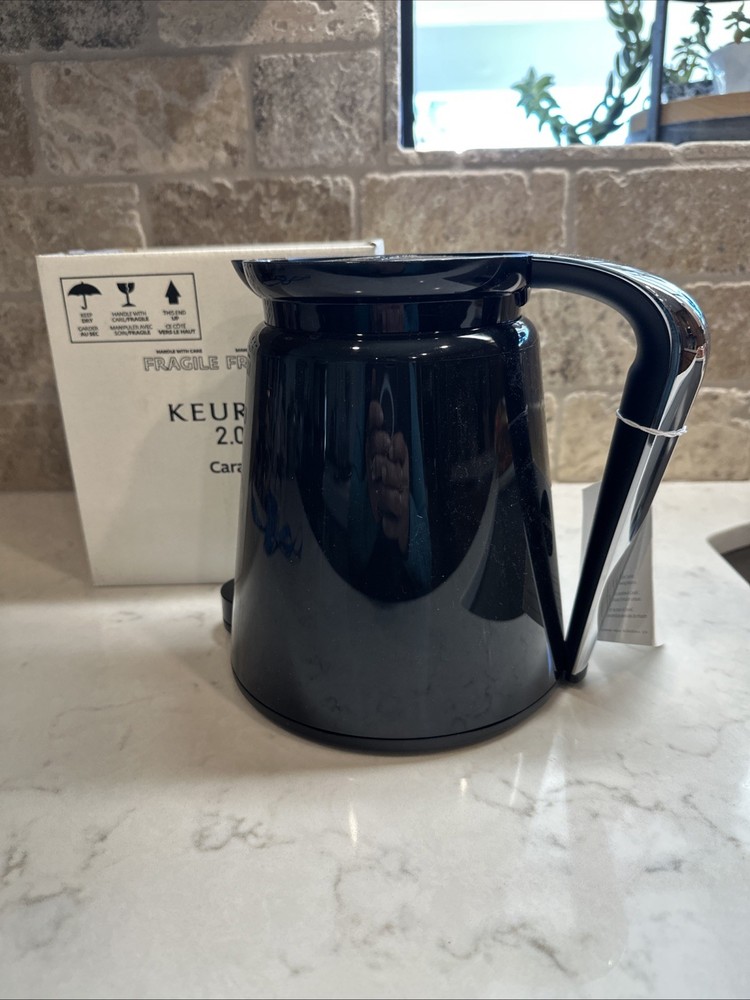 Keurig 2.0 Carafe Black New Open Box.