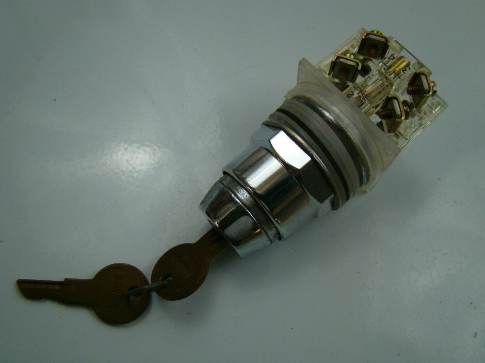 Square D 120V Type KA-1 Class 9901 Selector Switch