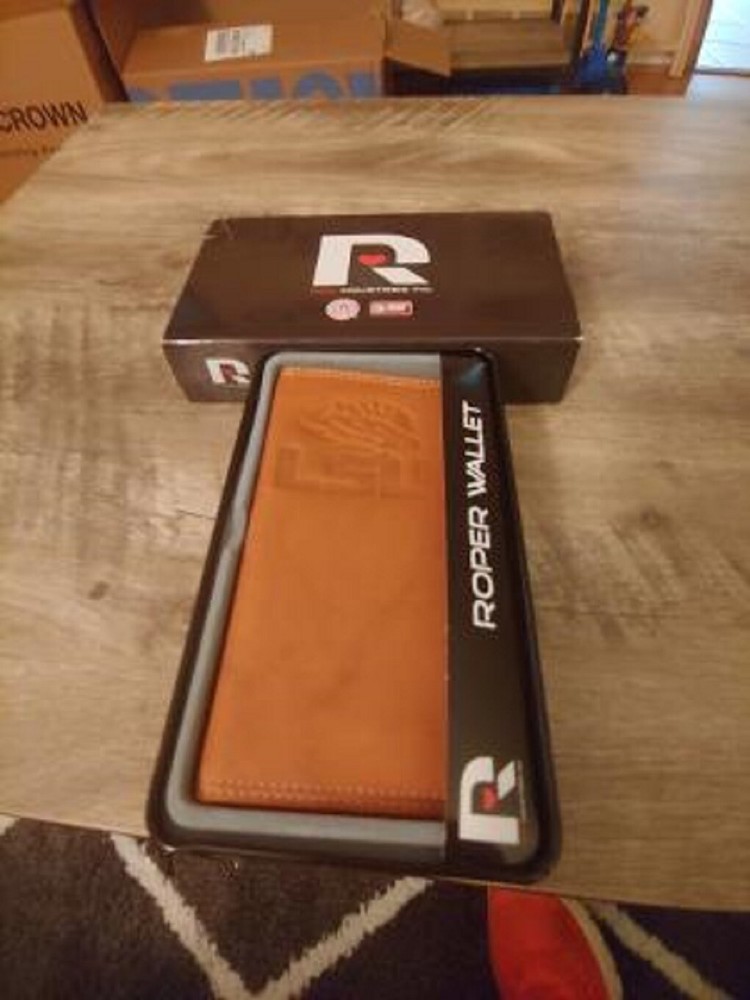 LSU Tigers Rugged Roper Tan Leather  Mens Wallet