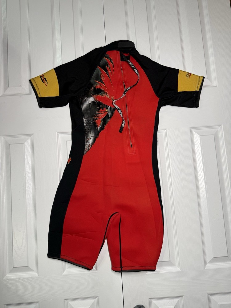 Hyperflex Heat Wave shorty wetsuit black red yellow mens size L Neoprene