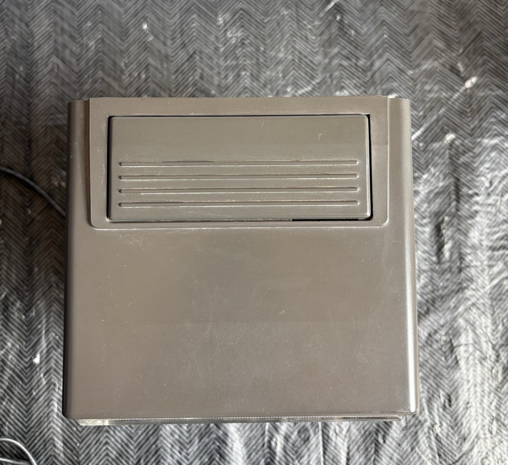 Amano TCX-21 Time Clock Recorder Punch Card - Powers On - Untested