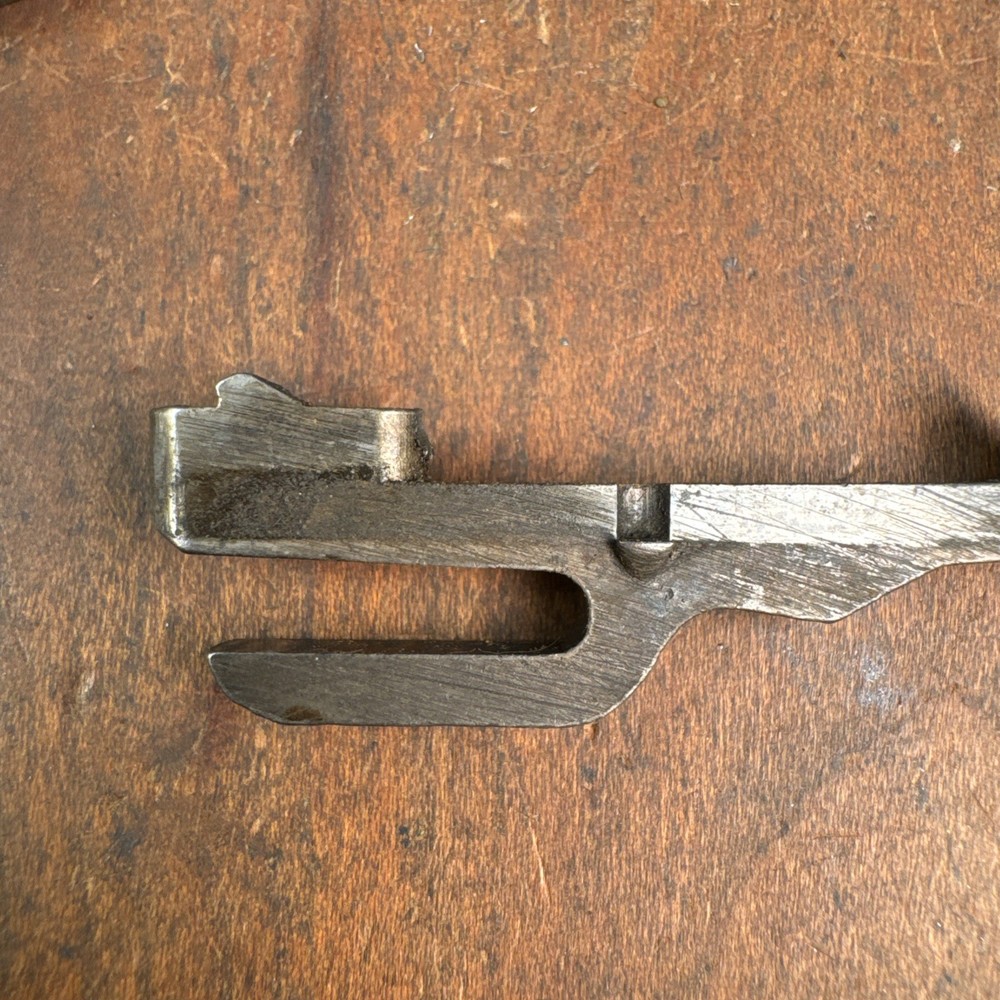 Winchester 67, 67A Extractor and Spring-Q140