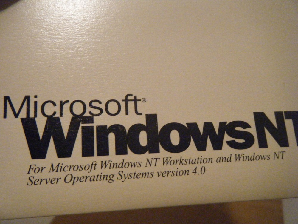 Microsoft Windows NT Server. New Condition with CD Key, Documentation. 5 client